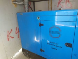 Agregat do produkcji prądu koloru niebieskiego