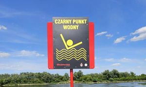 znak &quot;czarny punkt wodny&quot;