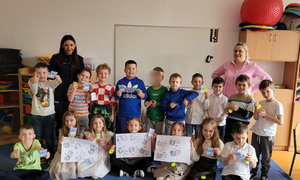 zdjęcie grupowe dzieci