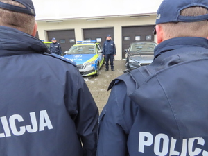 Uroczyste przekazanie nowych radiowozów