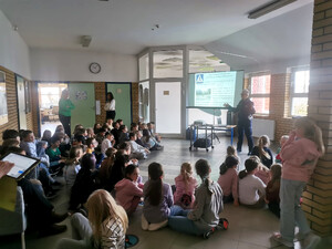 Spotkanie uczniów z policjantami piaseczyńskiej drogówki