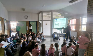 Spotkanie uczniów z policjantami piaseczyńskiej drogówki