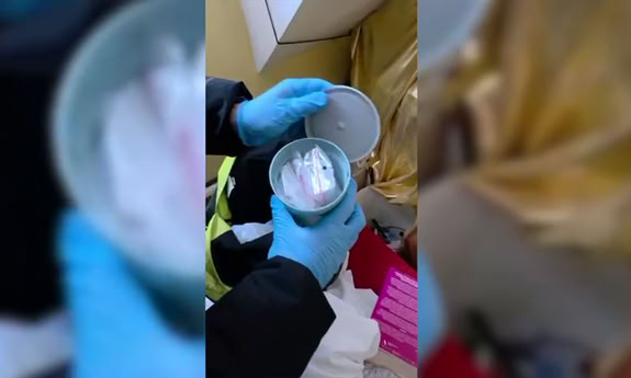 zabezpieczone środki odurzające, stopklatka z nagrania