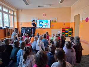 Jak być bezpiecznym, jak być widocznym - spotkanie z przedszkolakami w Mysiadle