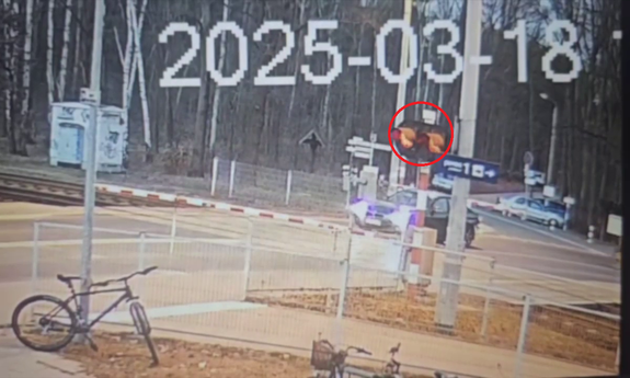 Zdjęcie dla ukochanej było ważniejsze.. niż WŁASNE BEZPIECZEŃSTWO!